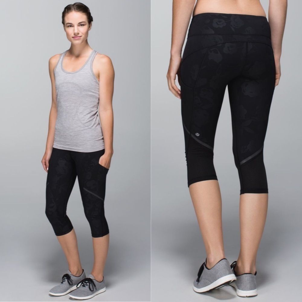 Lululemon Hop To It Crop 2 Black Floral Embossed